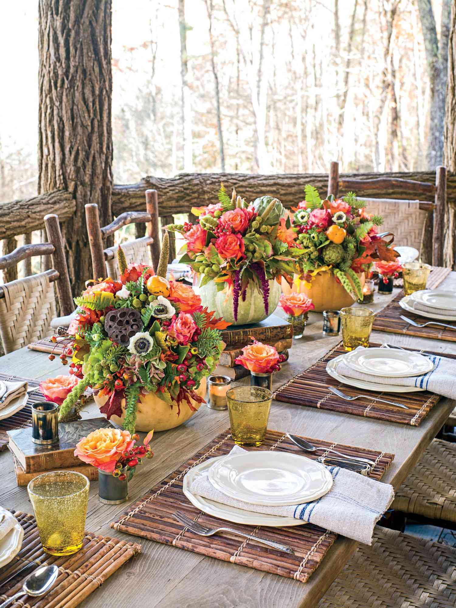 Harvest Elegance: Elevate Fall Gatherings with Charming Table Settings